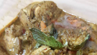 PM Malaysia Ikut Bela Rendang Ayam yang Dikritik Chef Bule