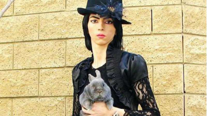 Nasim Aghdam, aktivis vegan dan instruktur senam, penembak di kantor YouTube