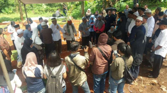 Pensiunan TNI AL, Hunaedi dimakamkan di TPU Hankam, Cilandak, Jakarta Selatan.