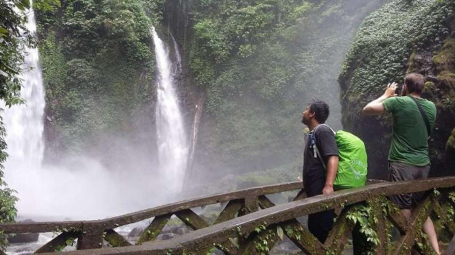 Air Terjun Kali Pineleng Minahasa