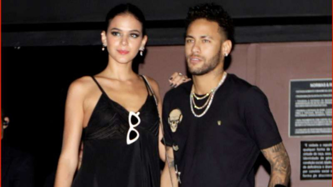 Neymar dan kekasihnya, Bruna Marquezine