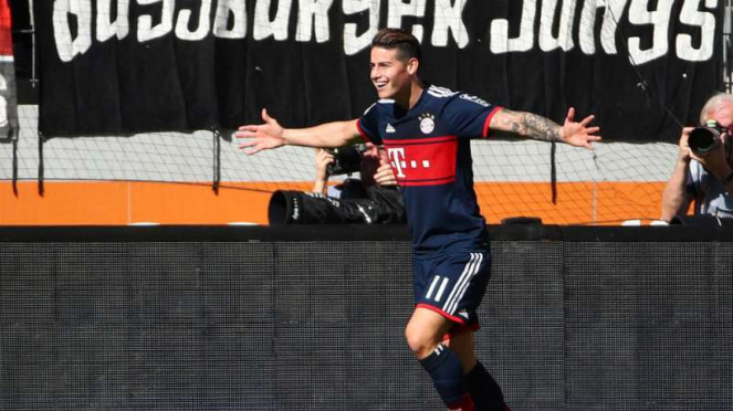 Pemain Bayern Munich, James Rodriguez, rayakan gol.