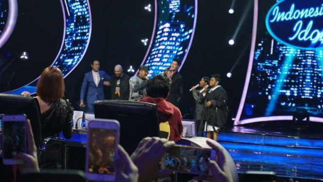 The Script dan Finalis Indonesian Idol.