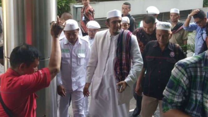 FPI laporkan Ade Armando ke polisi