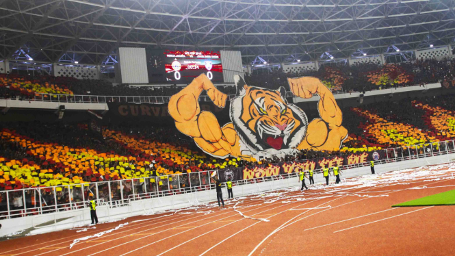 Euforia Para Penonton Laga Persija vs Johor