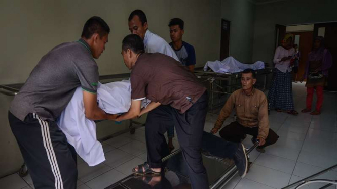 Korban meninggal dunia akibat keracunan miras oplosan di Cicalengka