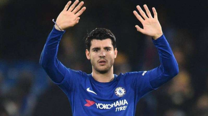 Striker Chelsea, Alvaro Morata dipinjamkan ke Atletico Madrid.