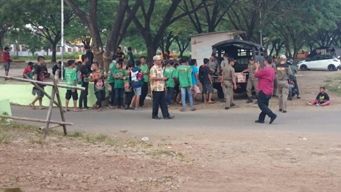 Bonek suporter Persebaya tiba di Bantul