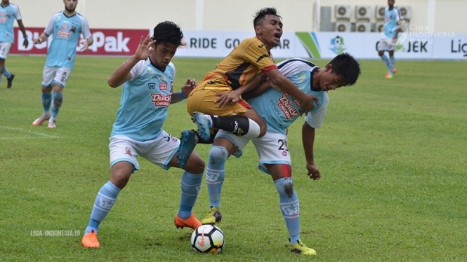 Pertandingan Mitra Kukar vs Madura United