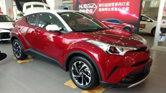 Toyota Izoa, kembaran C-HR dari China.