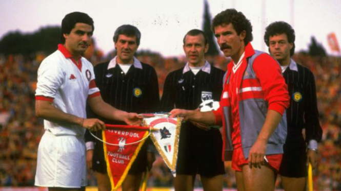 Final Piala Eropa 1984 antara Liverpool versus AS Roma