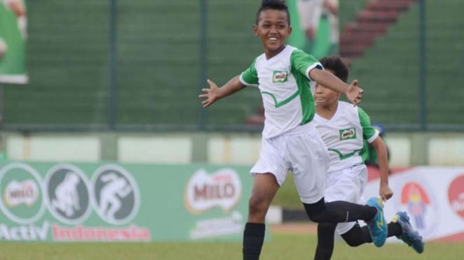 SDN Conggeang 1 Sumedang juara MILO Football Championship.