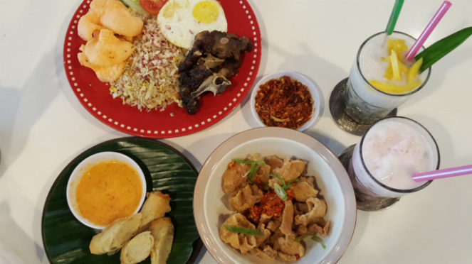 Aneka menu hidangan di Dapur Asia.