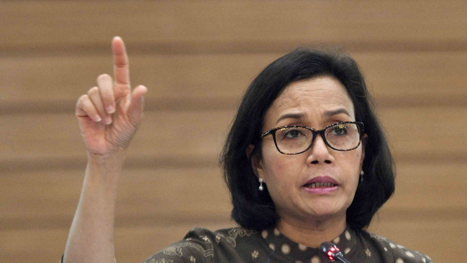 Menteri Kuangan, Sri Mulyani memberikan keterangan kepada wartawan