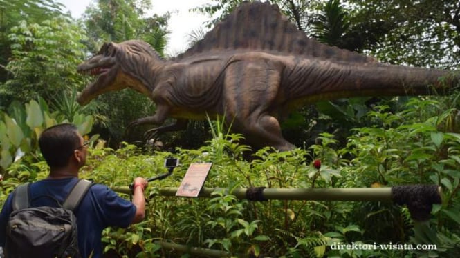 100+ Gambar Taman Legenda Dinosaurus Paling Bagus