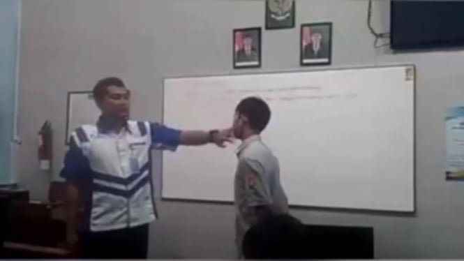 Guru di SMK PUrwokerto tampar murid