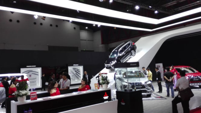 Stan Mitsubishi di IIMS 2018