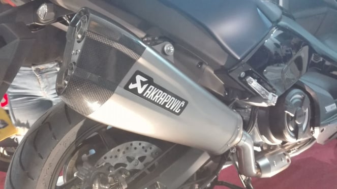 Knalpot Akrapovic