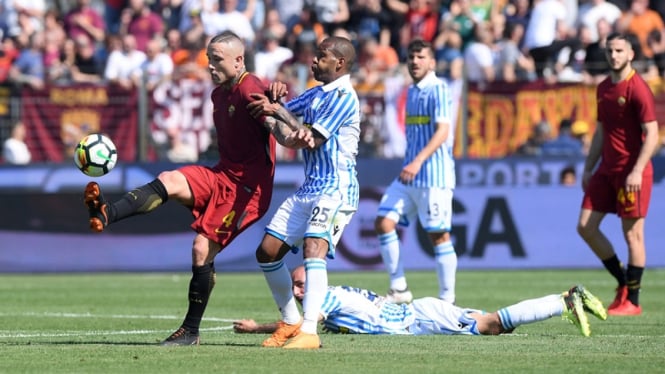 Pertandingan SPAL vs AS Roma