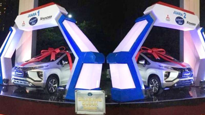 Mobil yang dijadikan hadiah untuk juara dan runner-up Indonesian Idol 2018