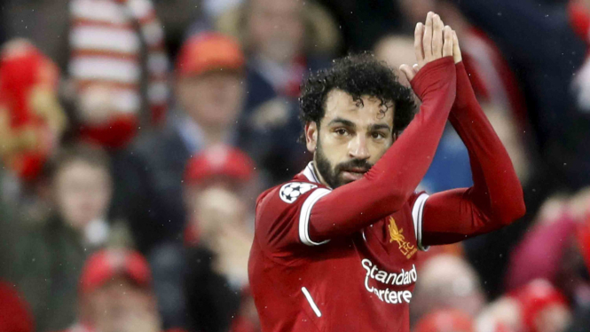 Gol spektakuler Mohamed Salah saat melawan AS Roma