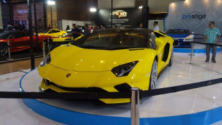 Viral Lamborghini Kehabisan BBM, Warganet: Gaya Elit Bensin Pelit