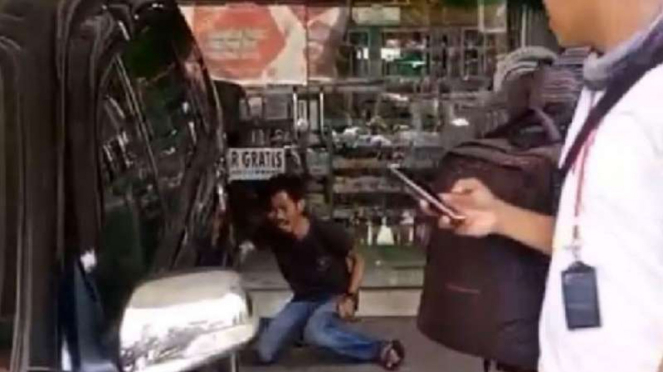 Pengedar sabu kesakitan usai ditembak polisi di Makassar.