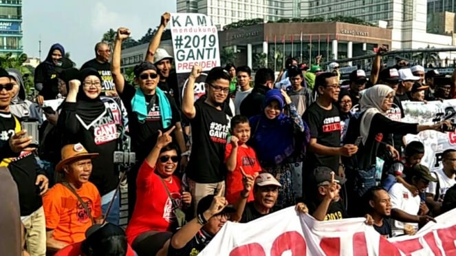 Massa mengenakan kaus 2019GantiPresiden di CFD, Minggu, 29 April 2018.