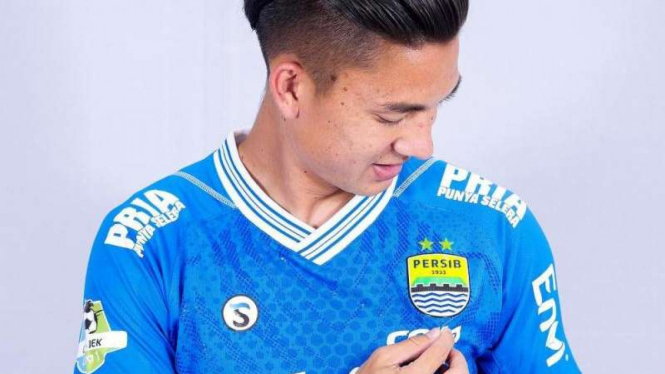 Gelandang Persib Bandung, Kim Jeffrey Kurniawan.