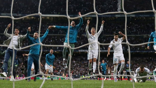 Pemain Real Madrid berpesta usai memastikan lolos ke final Liga Champions