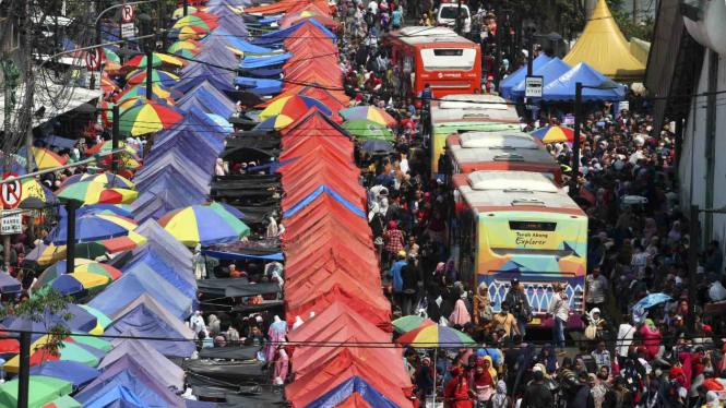 Area pedagang kaki lima (PKL) Pasar Tanah Abang, Jakarta