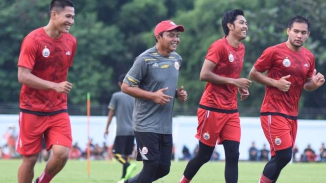 Tiga penjaga gawang Persija, Andritany Ardhiyasa, Daryono dan Rizky Darmawan