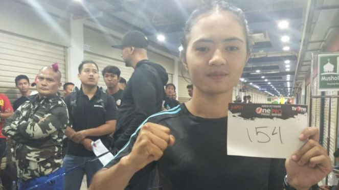 Petarung wanita, Yusy Irawati di audisi One Pride MMA