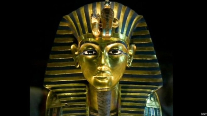 Raja Tutankhamun mulai berkuasa sejak berumur sembilan atau 10 tahun hingga wafat pada usia 19 tahun. - BBC