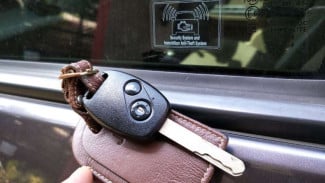 Sering Disentuh, Bagian dari Mobil Ini Enggak Pernah Dibersihkan