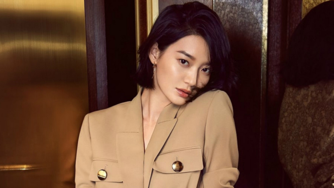 Shin Min Ah.