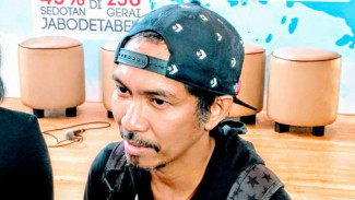 Ridho 'Slank' Ingatkan Bahaya Sampah Plastik di Laut