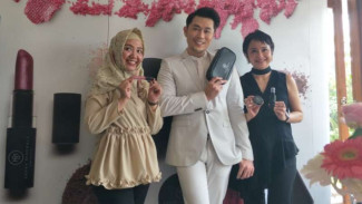 Cantik dengan Produk Kosmetik Berbahan Alami