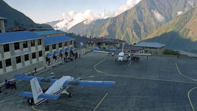 Bandar udara Lukla di Nepal