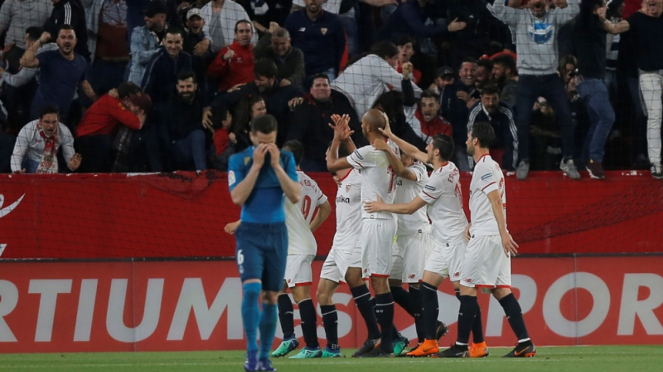Pertandingan Sevilla melawan Real Madrid