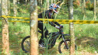 Seharga XMax, Motor Listrik Ini Khusus untuk Medan Off-road