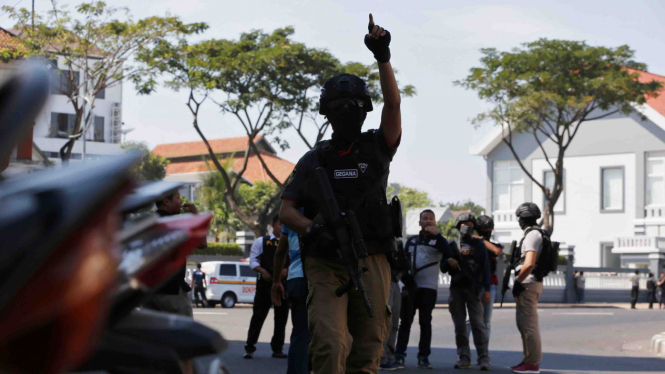 Situasi pasca ledakan bom di Mapolrestabes Surabaya