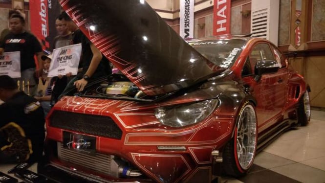 Juara kontes modifikasi Indonesia Auto Modified Bandung