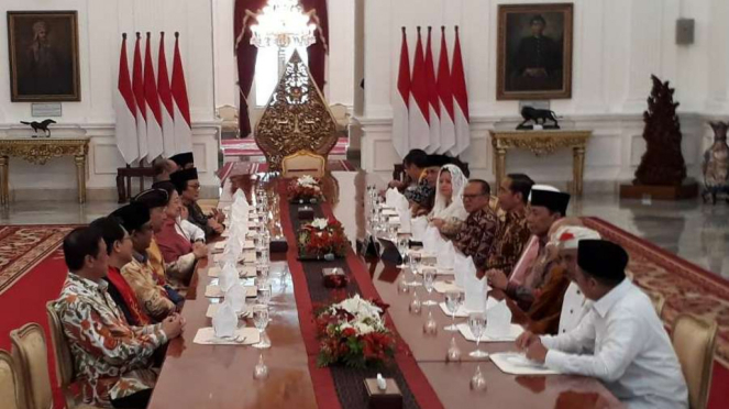 Presiden Joko Widodo kumpulkan pemuka agama di Istana