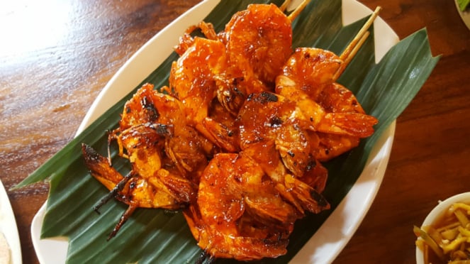 Menu hidangan di Gubug Makan Mang Engking di Ancol.