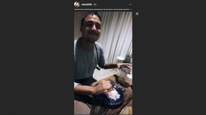 Sahur pertama Raisa dan Hamish Daud