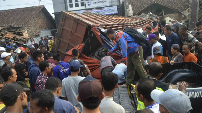Kecelakaan maut di Bumiayu, Jawa Tengah