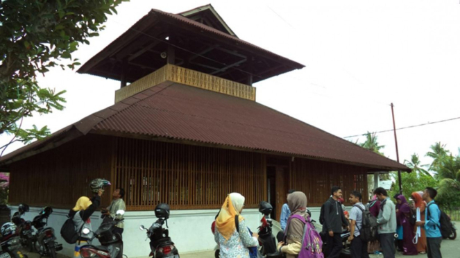 Masjid Tuha Ulee Kareng