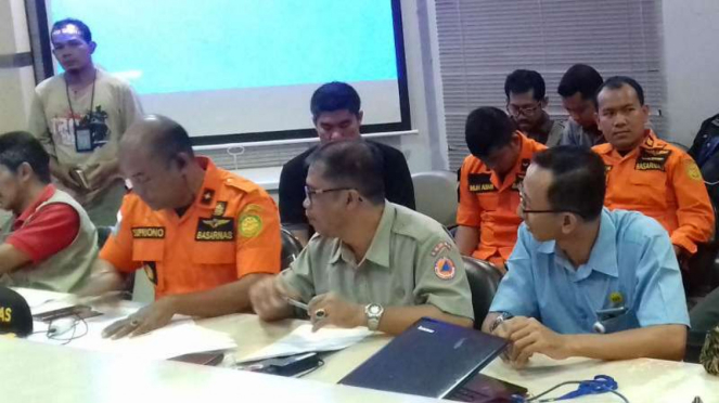 Rapat kesiapsiagaan menghadapi bencana erupsi Gunung Merapi.