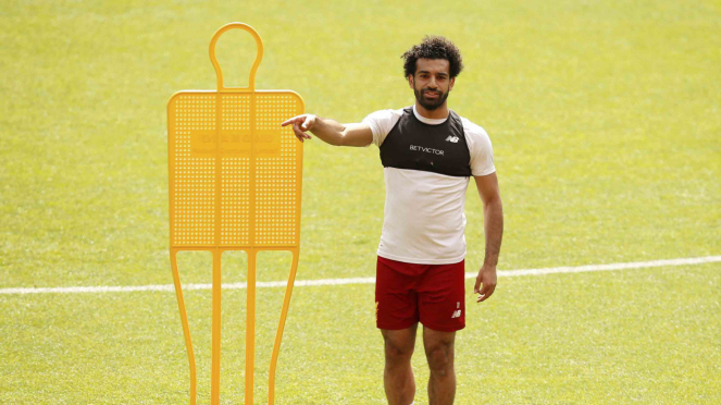 Pemain Liverpool, Mohamed Salah saat latihan menjelang laga Final Liga Champions